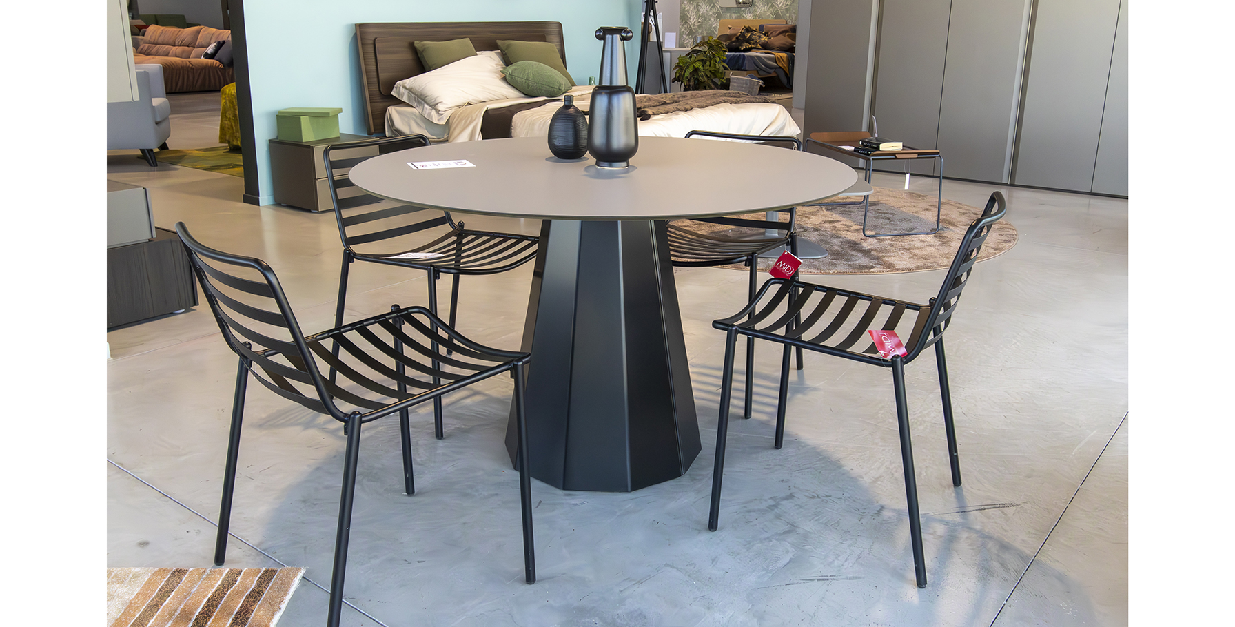 tavolo outdoor connubia + 4 sedie midjIMG_5977.JPG